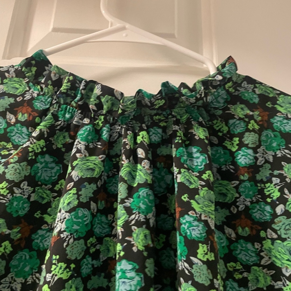 SHEIN Green Floral Long Sleeve Top - Picture 3 of 7